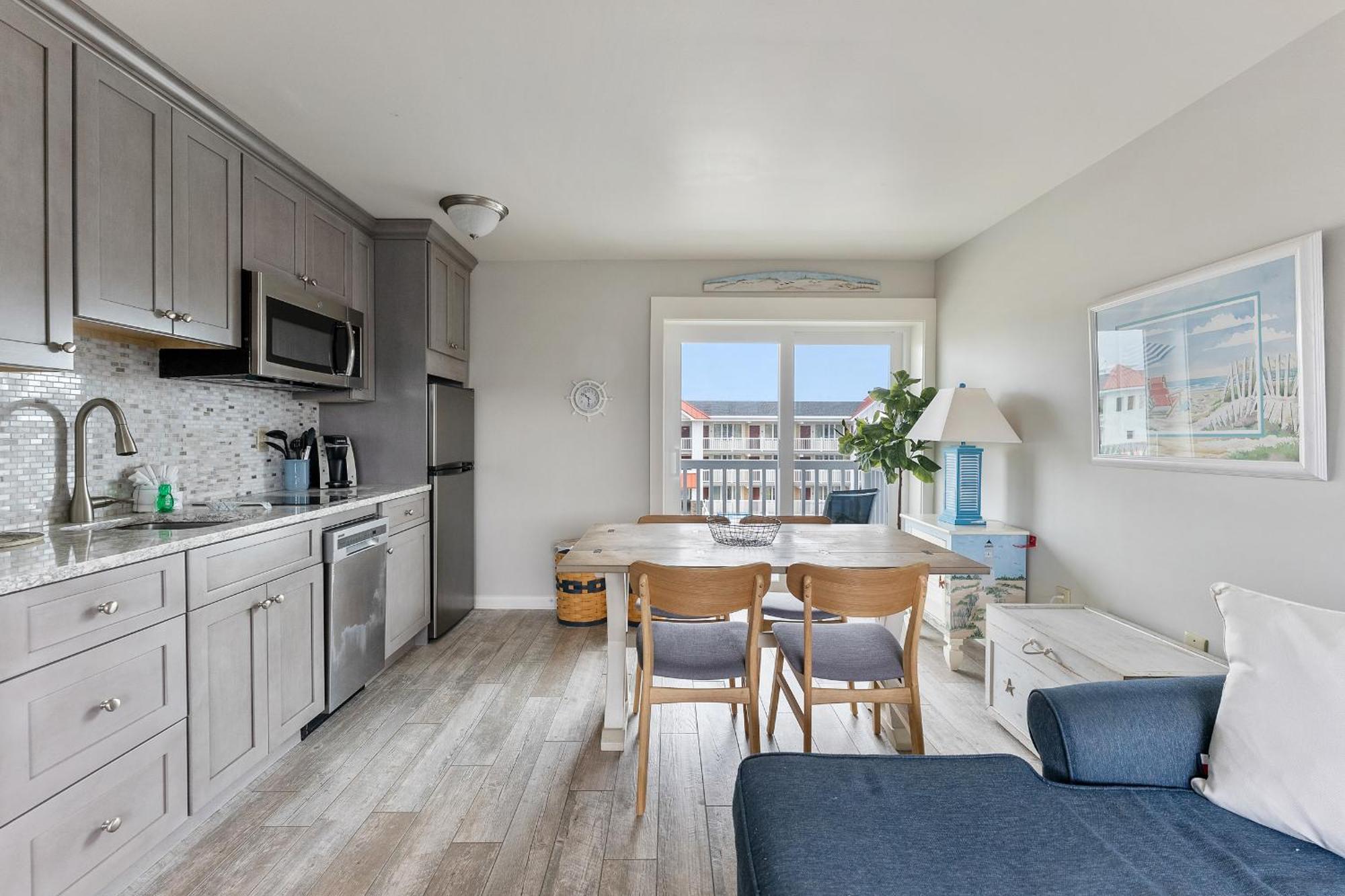 Beachcomber Resort Avalon Eksteriør bilde