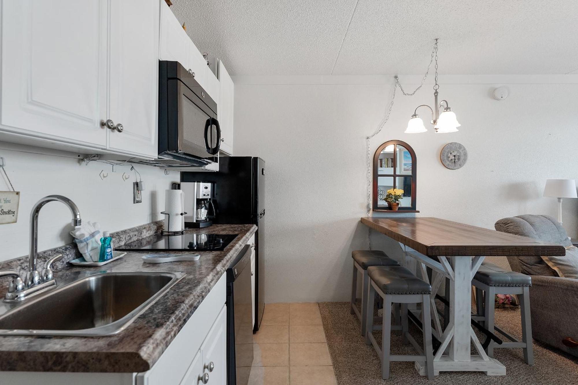 Beachcomber Resort Avalon Eksteriør bilde