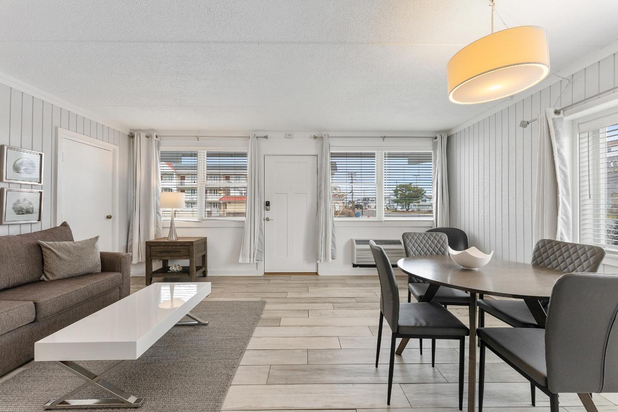 Beachcomber Resort Avalon Eksteriør bilde